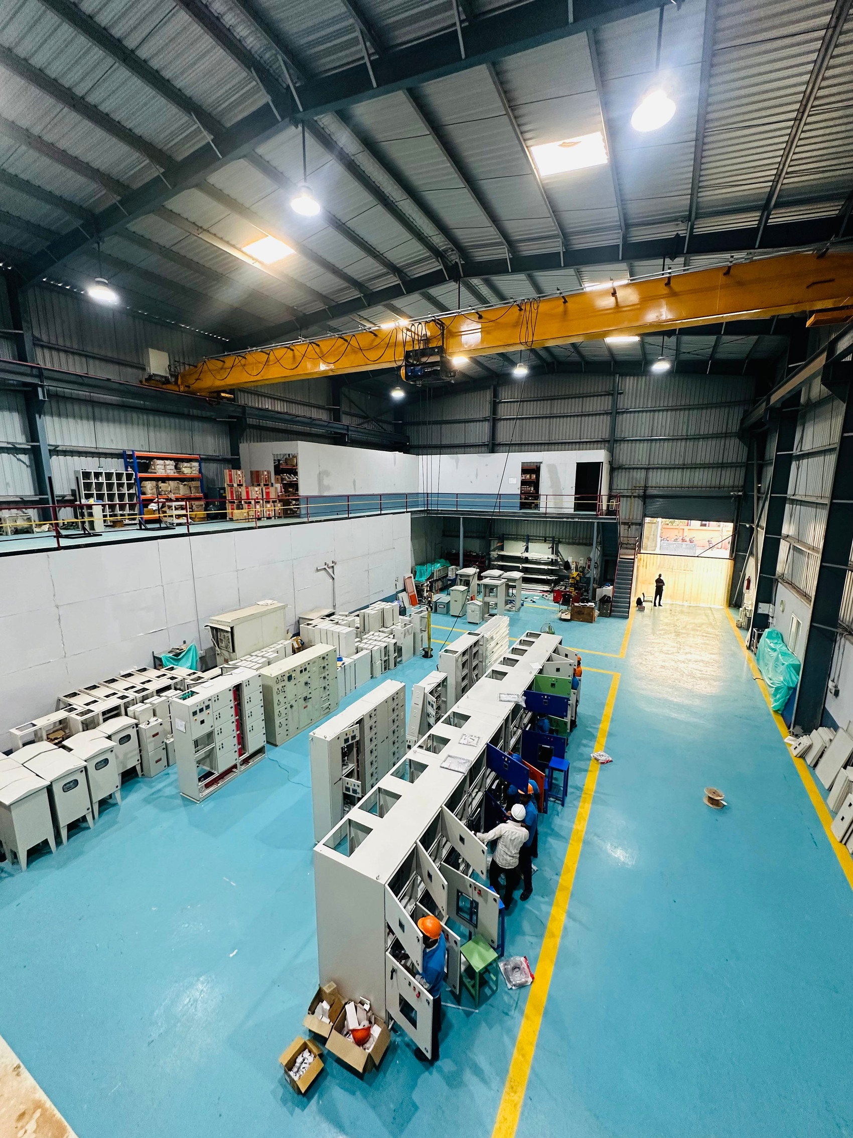 Panel assembly floor